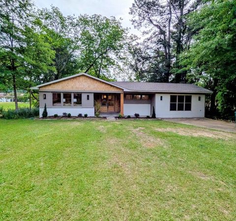 Photo of 512 Magnolia Dr., Tupelo, MS 38804 (MLS # 26-1449)