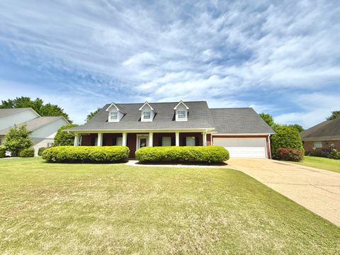 Photo of 1562 Summerchase Dr., Tupelo, MS 38801 (MLS # 26-1451)