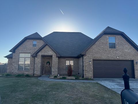 Photo of 147 Belle Meade Drive Dr, Saltillo, MS 38866 (MLS # 26-865)
