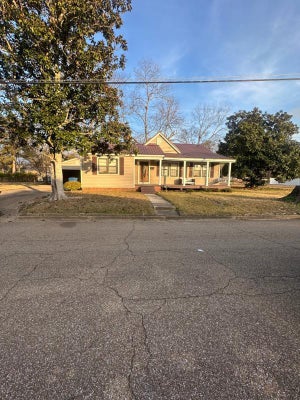 618 S COLUMBUS ST, ABERDEEN, MS 39730 - Image d0e9c19009c3b1e3eeb3e061c15122ec/1007113108