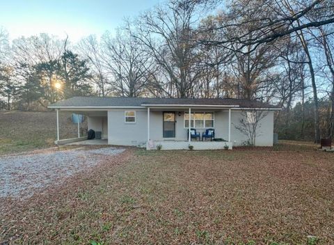 Photo of 335 Shiloh Road, Mantachie, MS 38855 (MLS # 25-4131)