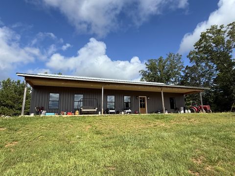Photo of 50209 Splunge Road, Greenwood Springs, MS 38848 (MLS # 25-2501)