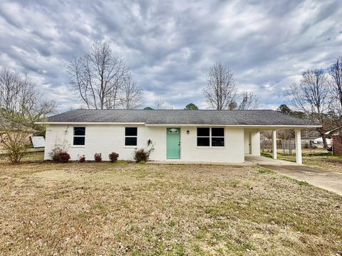 Photo of 309 Kenwood Dr., Amory, MS 38821 (MLS # 26-721)