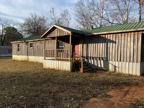 302 8th Ave., New Houlka, MS 38850 - #: 23-4125
