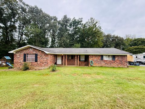 Photo of 125 Co Rd 8, Golden, MS 38847 (MLS # 25-3077) Photo of 125 Co Rd 8, Golden, MS 38847 (MLS # 25-3077)