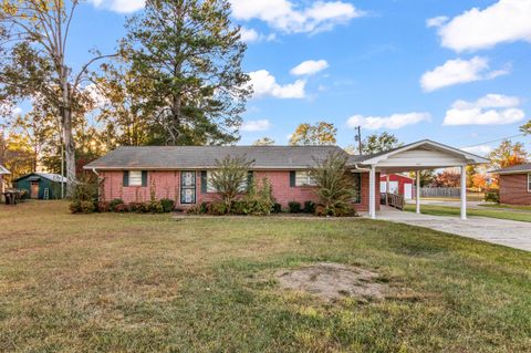 Photo of 901 N Boulevard Dr., Amory, MS 38821 (MLS # 25-4059)