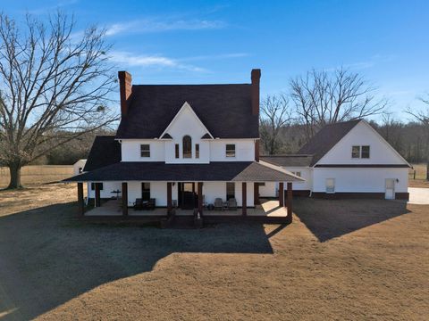 Photo of 6443 Endville Road, Tupelo, MS 38826 (MLS # 25-3326)