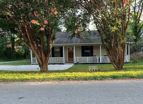 Photo of 405 W 5th, Iuka, MS 38852 (MLS # 26-177)