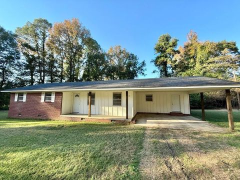 Photo of 121 Drive 1417, Tupelo, MS 38804 (MLS # 25-3923)