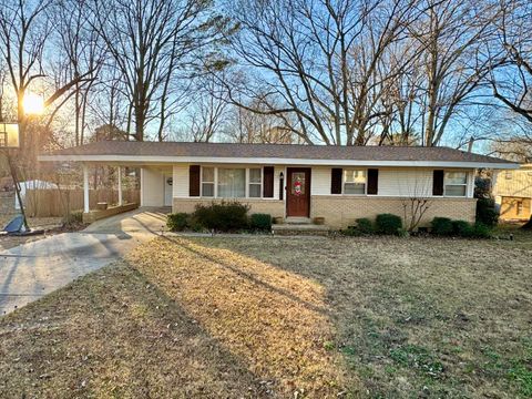 Photo of 101 Seventh St., Booneville, MS 38829 (MLS # 26-164)