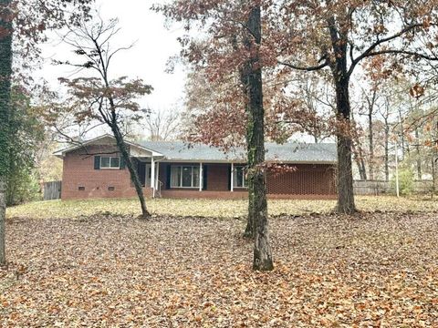 Photo of 414 Oak Ln., Fulton, MS 38843 (MLS # 25-4109)