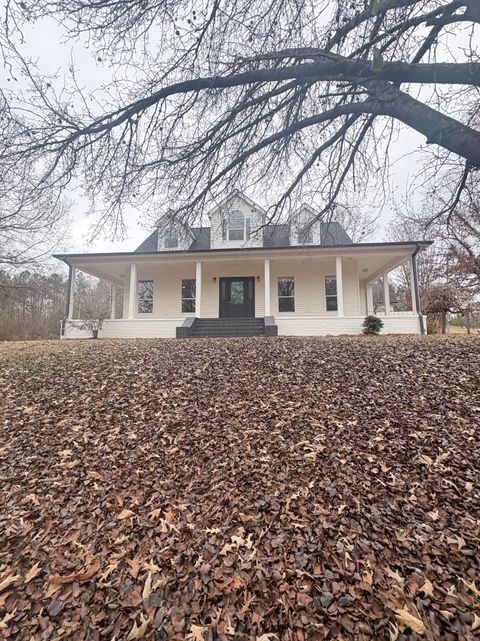 Photo of 808 County Road 54, New Albany, MS 38652 (MLS # 25-4189)