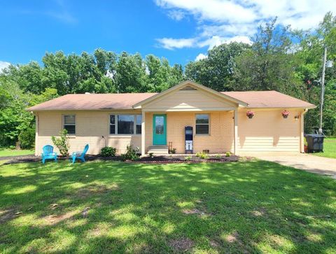 Photo of 5319 Mississippi 15, Pontotoc, MS 38863 (MLS # 26-2210)