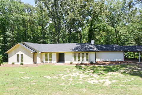 Photo of 112 Red Shoe Run RUN, Saltillo, MS 38866 (MLS # 26-2375)