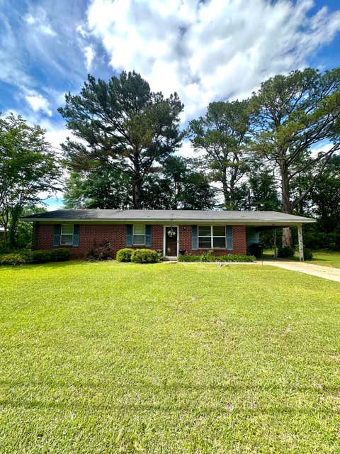 Photo of 1910 Simpson Dr., Tupelo, MS 38804 (MLS # 26-2419)