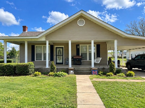 Photo of 210 Burkett Ave., Vardaman, MS 38878 (MLS # 26-1744)