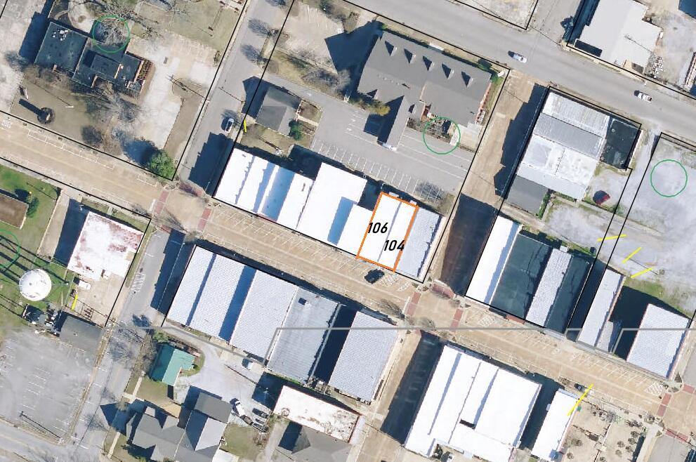 106 W Main St.