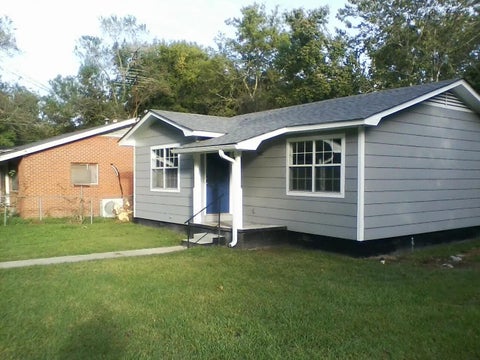 Photo of 1219 Simmons St., Laurel, MS 39440 (MLS # 26-3407)