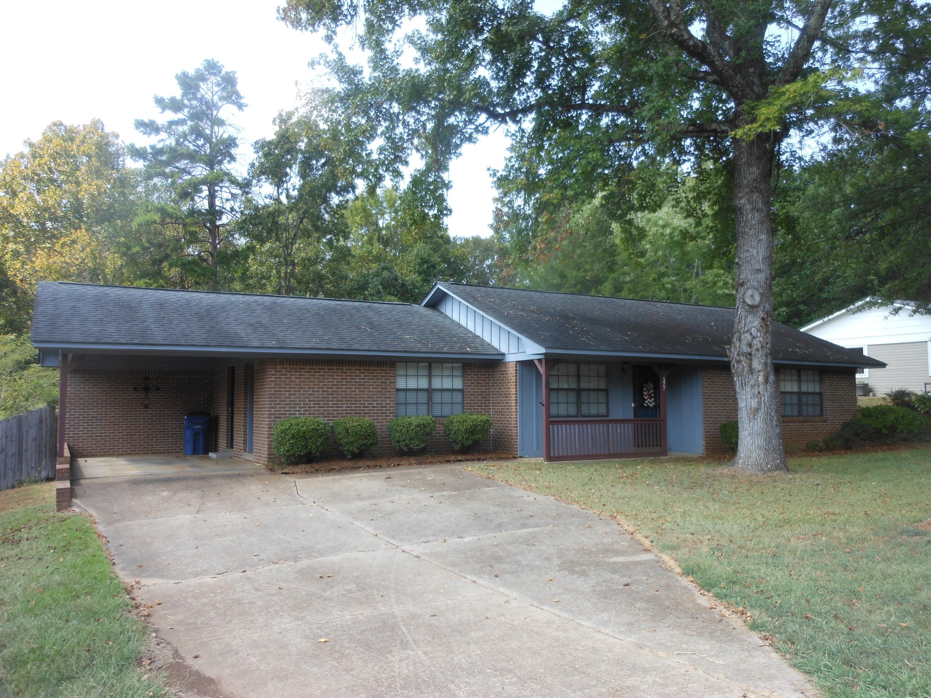 377 Pineridge Dr.