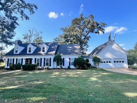 Photo of 100 Parkwood Garden St., Booneville, MS 38829 (MLS # 26-3355)