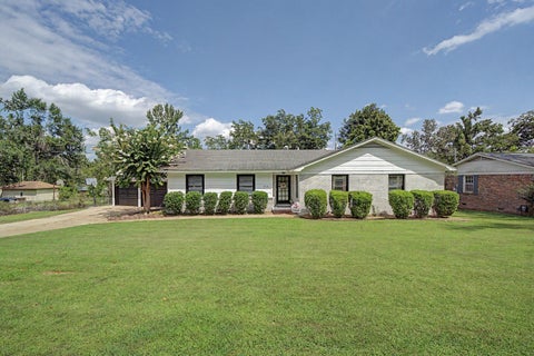 Photo of 1916 Daniel Dr., Corinth, MS 38834 (MLS # 26-3050)