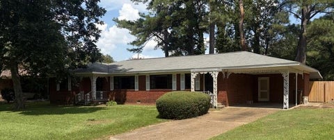Photo of 122 Pecan Ave., Nettleton, MS 38858 (MLS # 26-2893)