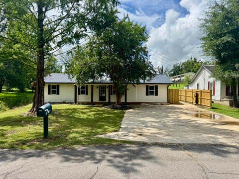 Photo of 603 Washington St., Booneville, MS 38829 (MLS # 26-2538)