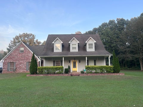 Photo of 200 County Road 445, Saltillo, MS 38866 (MLS # 26-3446)