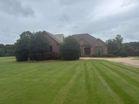 Photo of 104 Garden Park Dr., Saltillo, MS 38866 (MLS # 26-2213)