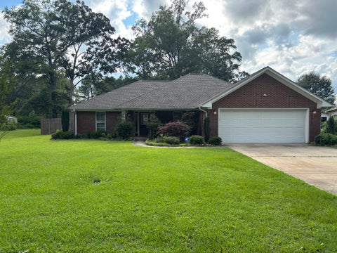 Photo of 211 Winchester Dr., Amory, MS 38821 (MLS # 26-1921)