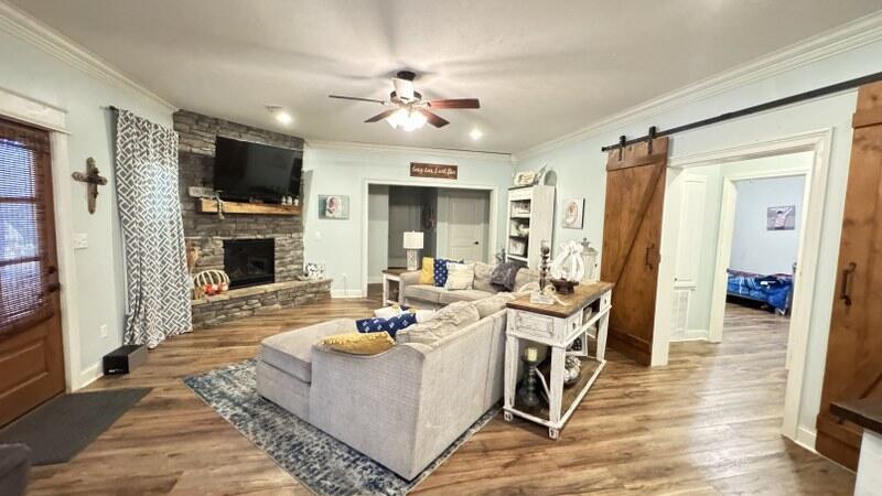 890 County Road 1389