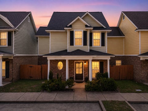 Photo of 131 Greystone Blvd, Oxford, MS 38655 (MLS # 26-885)