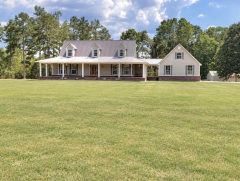 Photo of 20 County Road 770, Walnut, MS 38683 (MLS # 26-3402)