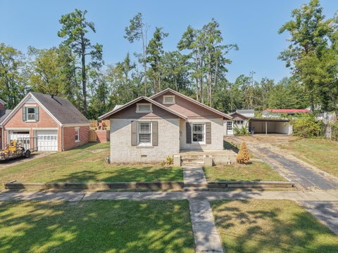 Photo of 1509 N Madison St, Corinth, MS 38834 (MLS # 26-846)