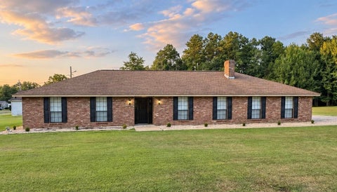 Photo of 1601 Dolly Tubb Road, Amory, MS 38821 (MLS # 26-3353)