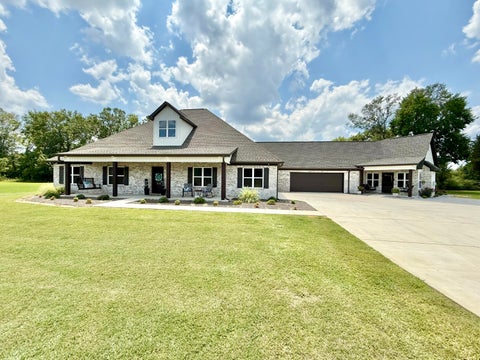 Photo of 119 Teal Dr., Saltillo, MS 38866 (MLS # 26-2950)