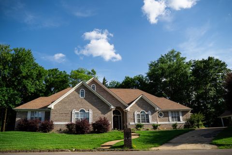 Photo of 2022 Hummingbird Cv., Tupelo, MS 38801 (MLS # 26-2043)