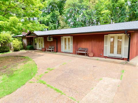 Photo of 412 Pineridge Dr., New Albany, MS 38652 (MLS # 26-2491)