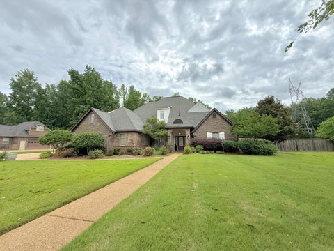 Photo of 171 Poplar Springs Dr., Tupelo, MS 38804 (MLS # 26-1810)