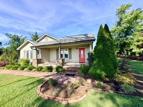 Photo of 11241 County Road 600, Booneville, MS 38829 (MLS # 26-2202)