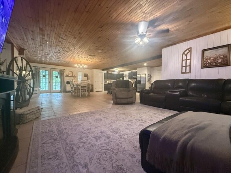 138 Drive 1316