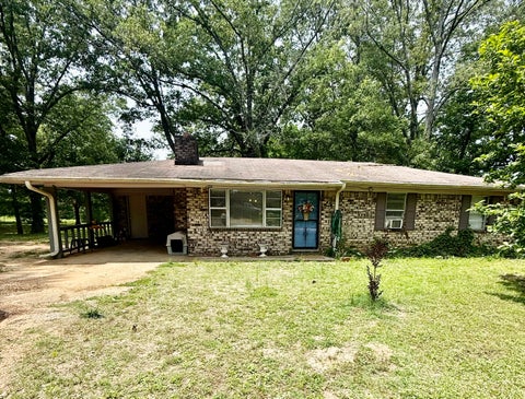 Photo of 30095 Andrews Road, Aberdeen, MS 39730 (MLS # 26-1700)
