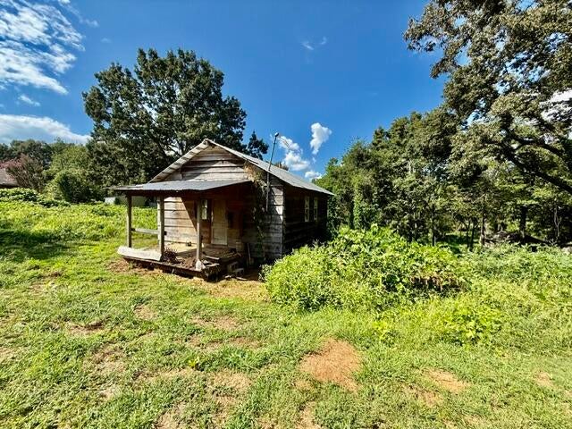 1302 BRASSFIELD ROAD