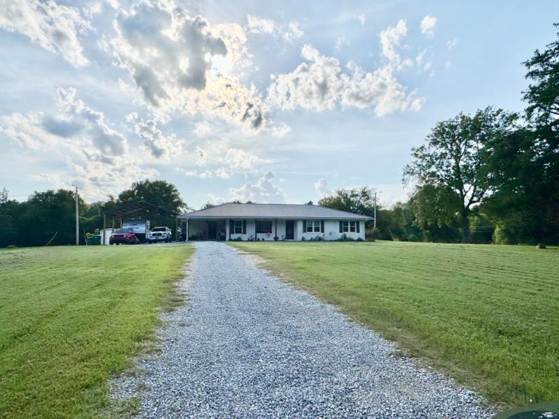 2709 Countrywood Road