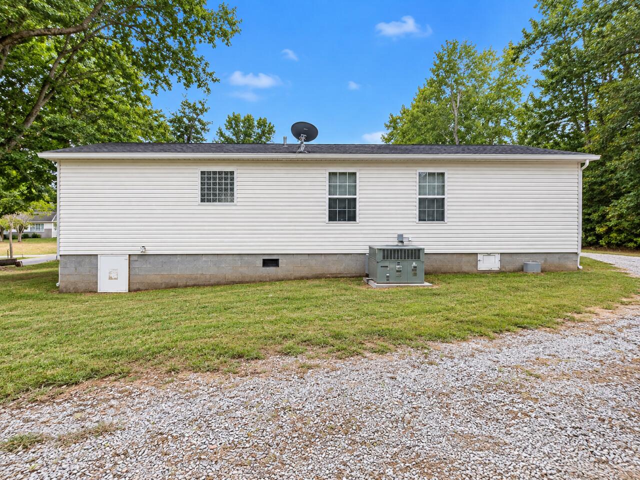 204 W Reynolds St.