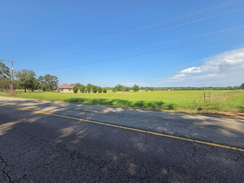 524 County Road 833