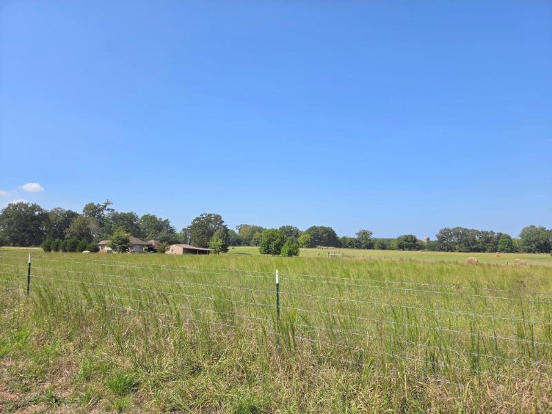 524 County Road 833