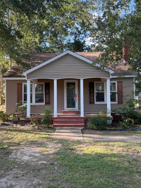 Photo of 1107 E 4th St., Corinth, MS 38834 (MLS # 26-2970)