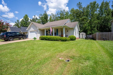 Photo of 3015 Wynbrook Dr., Corinth, MS 38834 (MLS # 26-3061)
