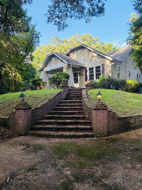Photo of 1502 7th St., Columbus, MS 39701 (MLS # 26-2788)